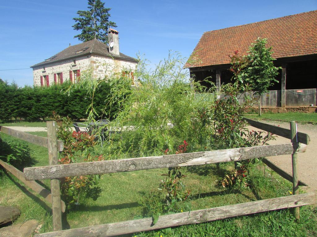 Ecuries De Saint Maurice- Maison D'Hotes De Gondou Lacapelle-Marival Ngoại thất bức ảnh